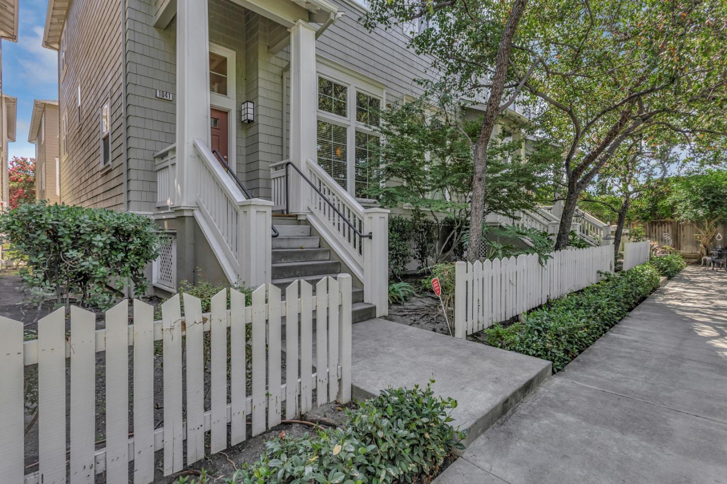 Neighborhood Neighborhood-9