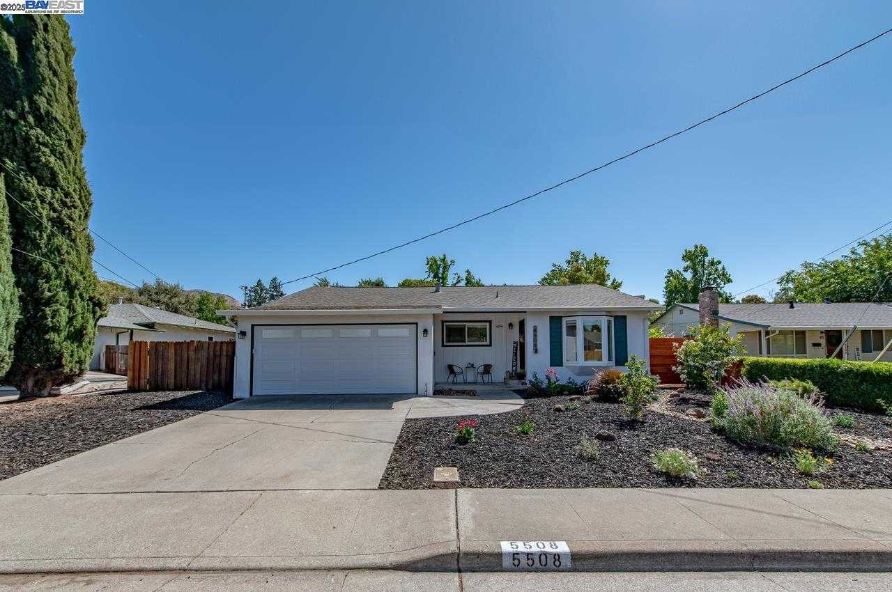 Neighborhood-28