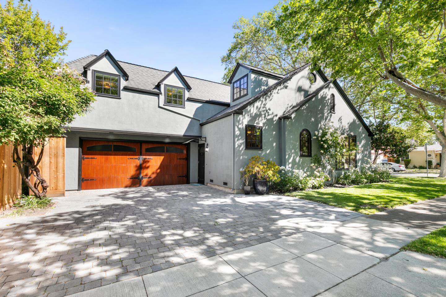 Neighborhood Neighborhood-60