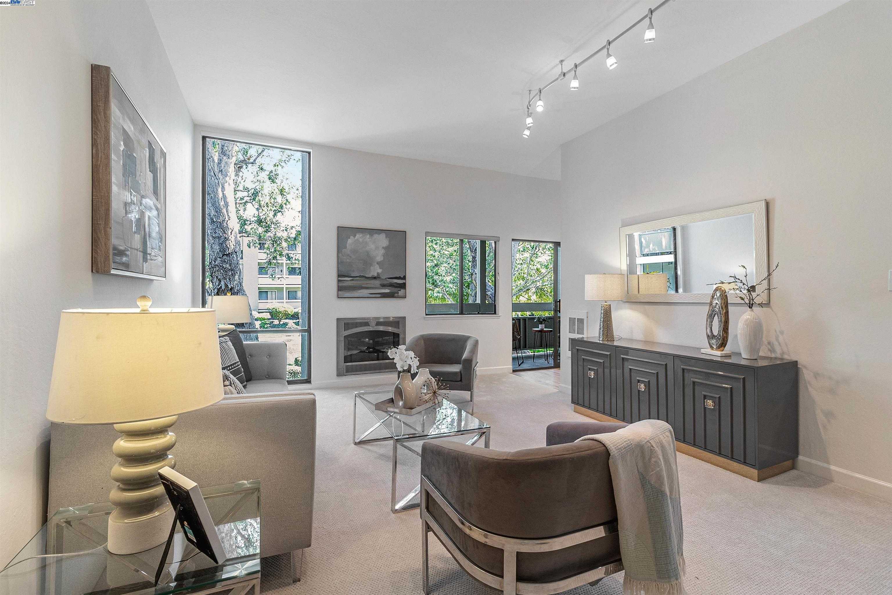 Neighborhood Neighborhood-3