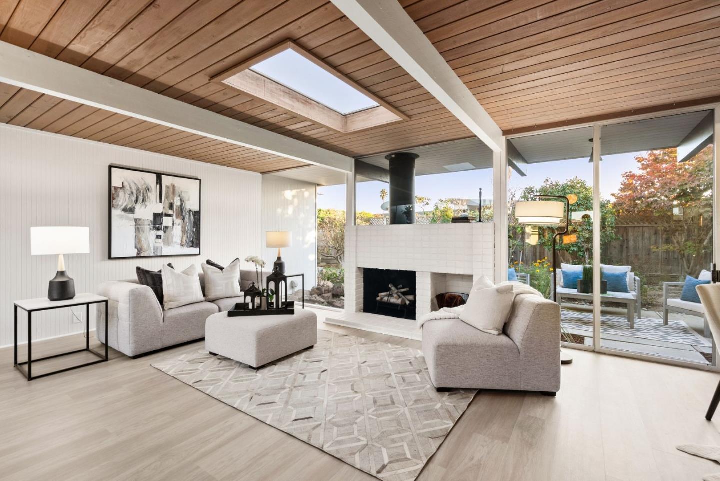 Neighborhood Neighborhood-13