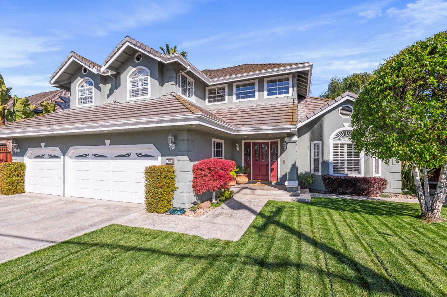 Neighborhood Neighborhood-77