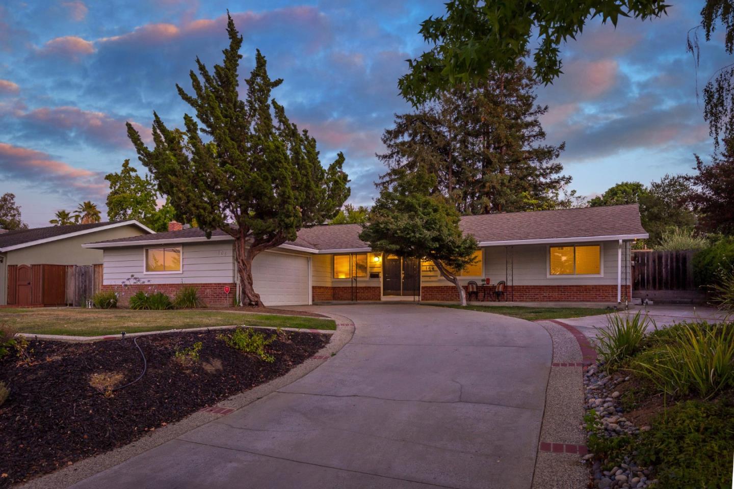 Neighborhood Neighborhood-34