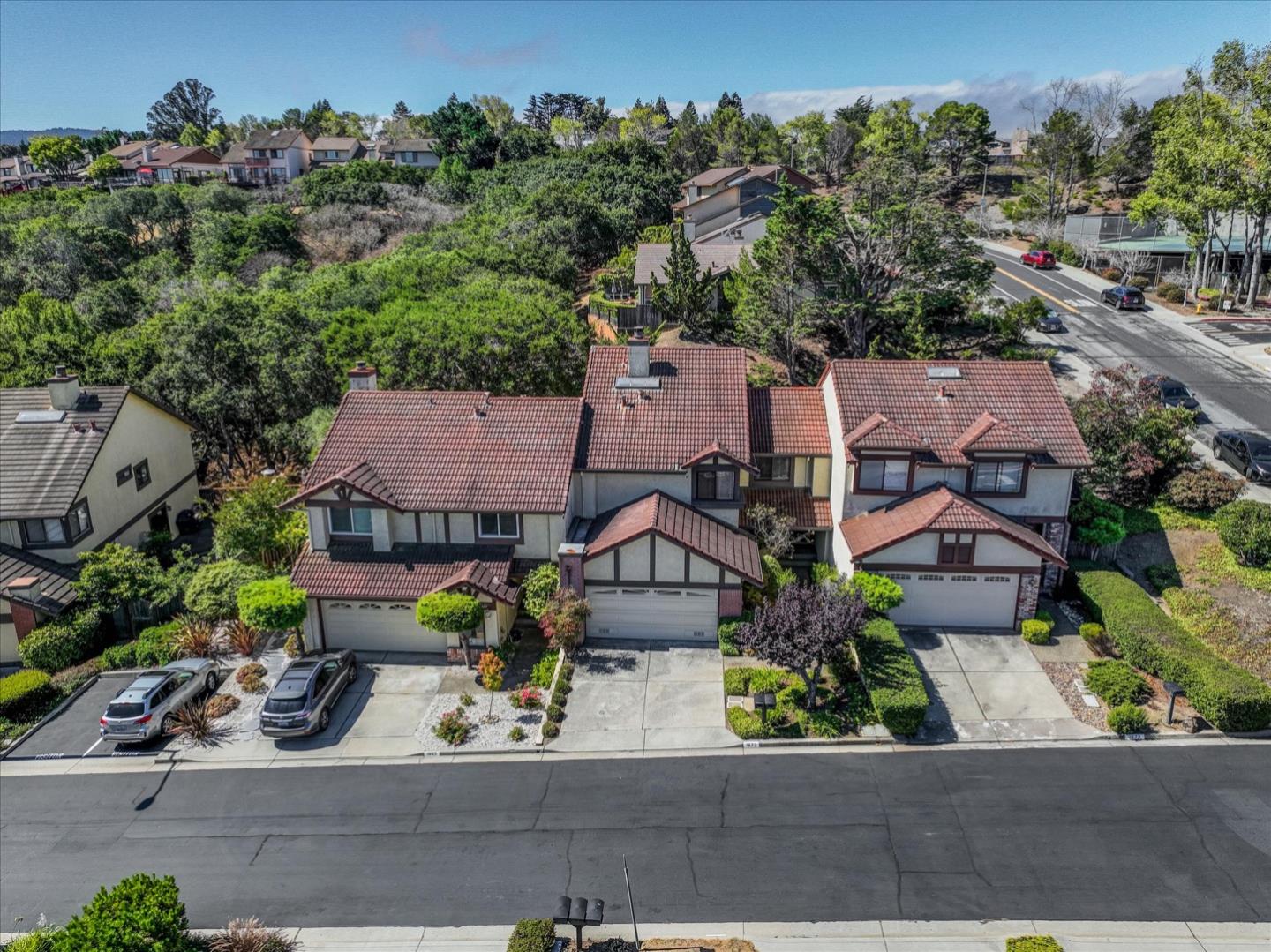 Neighborhood Neighborhood-1