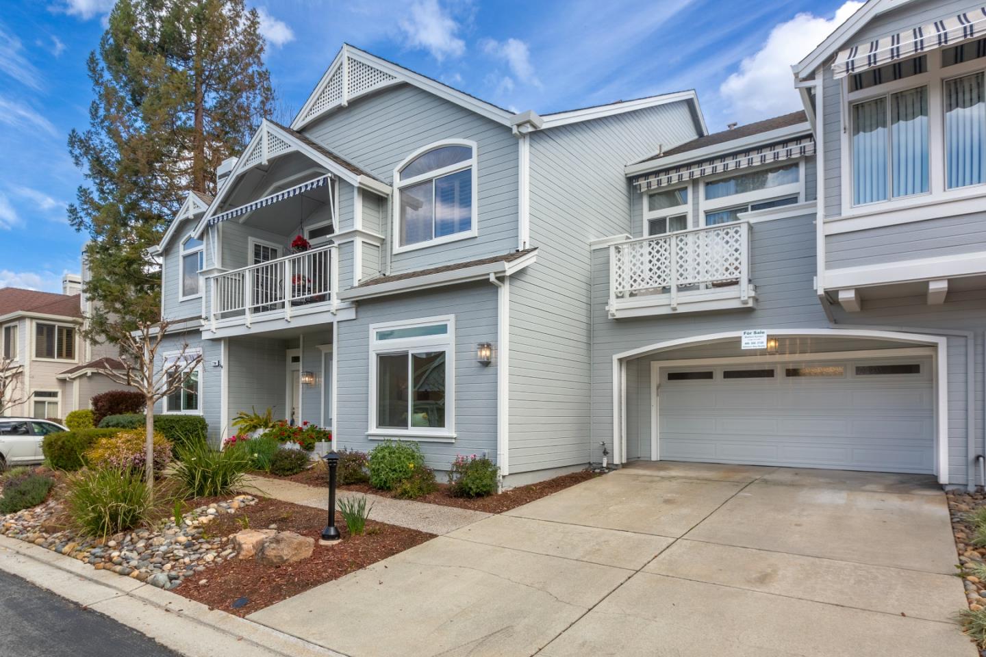 Neighborhood Neighborhood-10