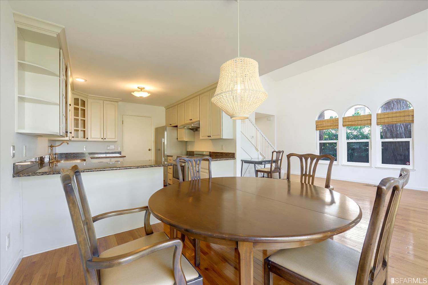 Neighborhood Neighborhood-101