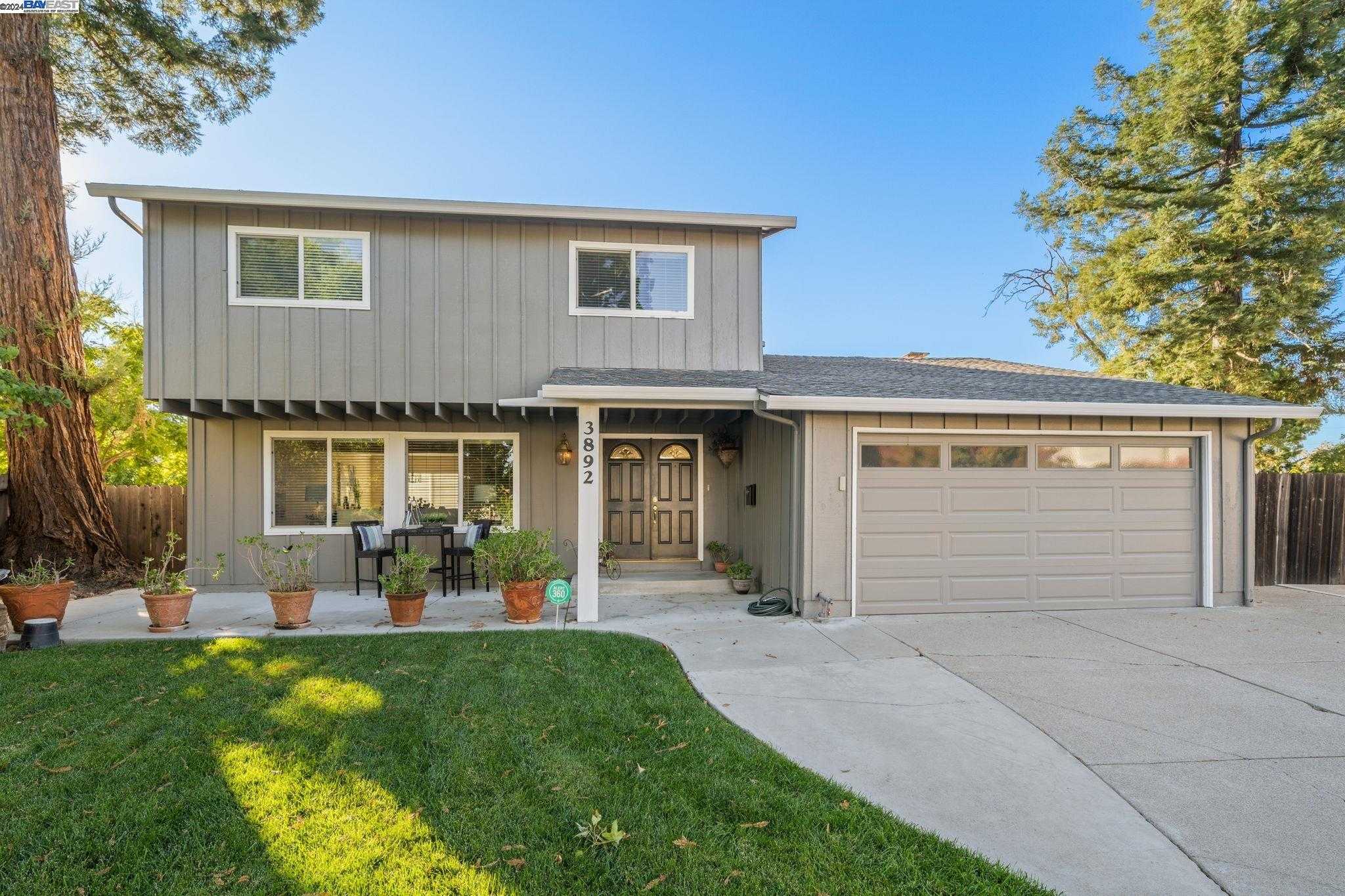 Neighborhood Neighborhood-12