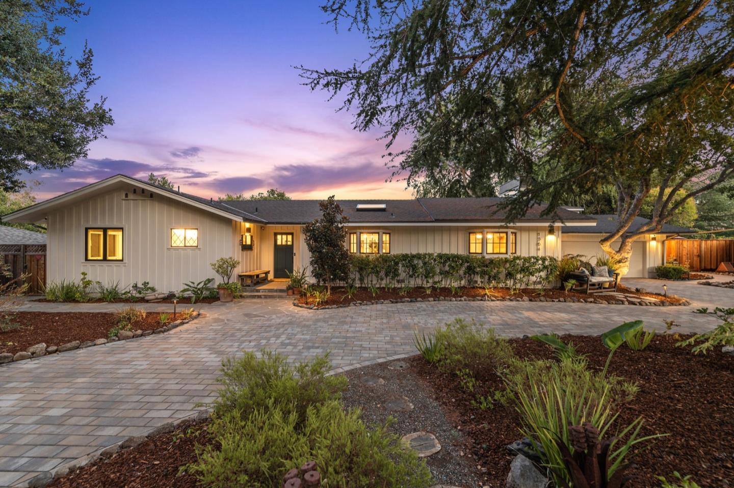 Neighborhood Neighborhood-55