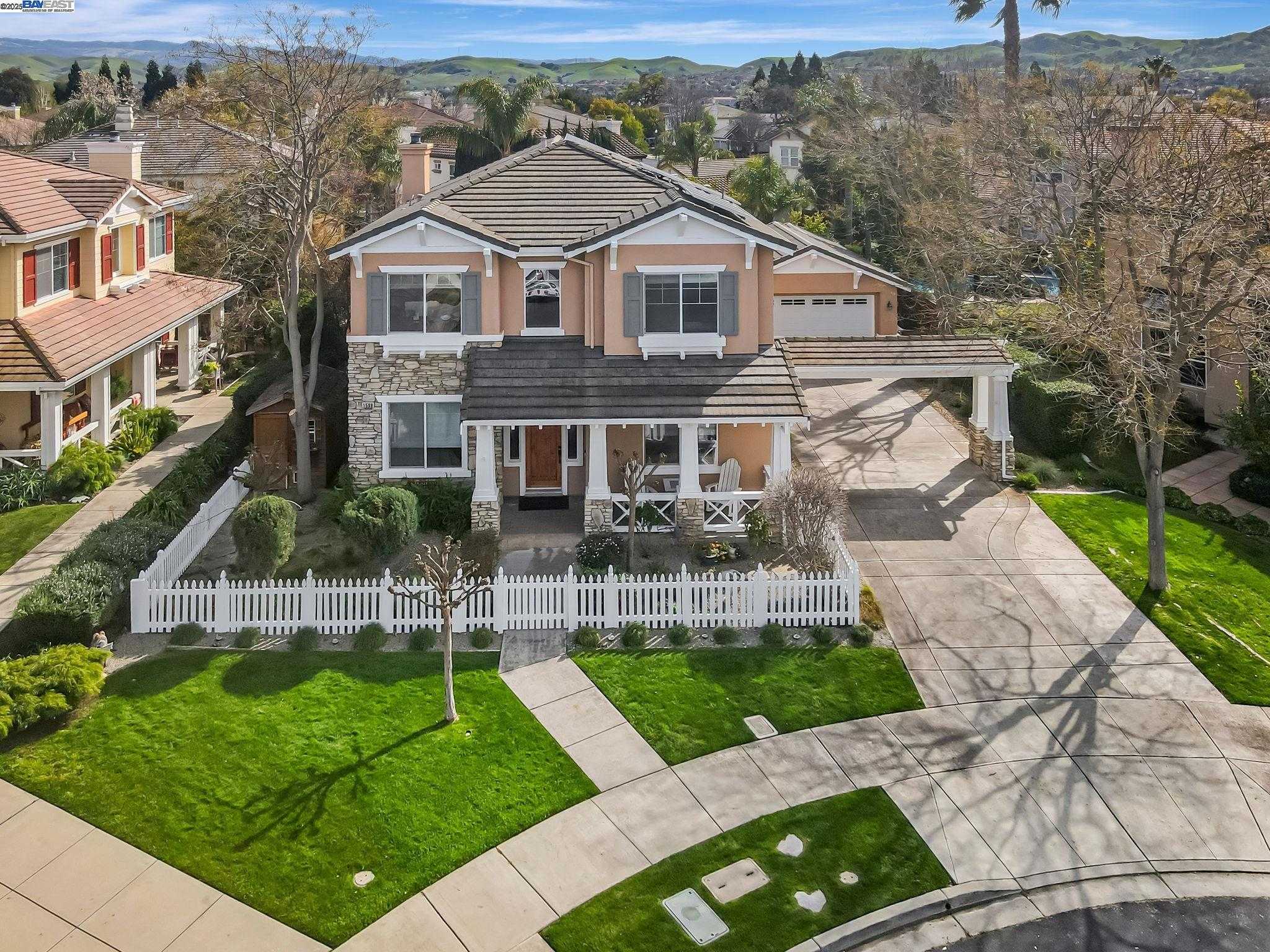 Neighborhood Neighborhood-17