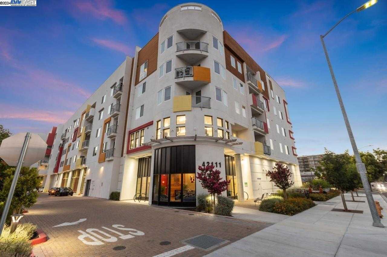 Neighborhood Neighborhood-11