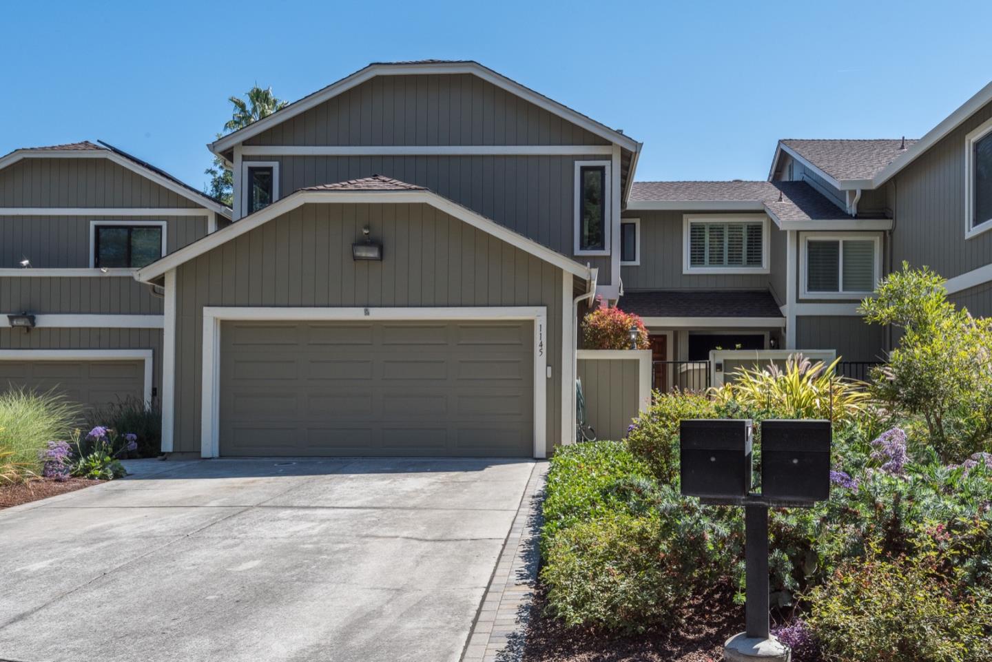 Neighborhood Neighborhood-29