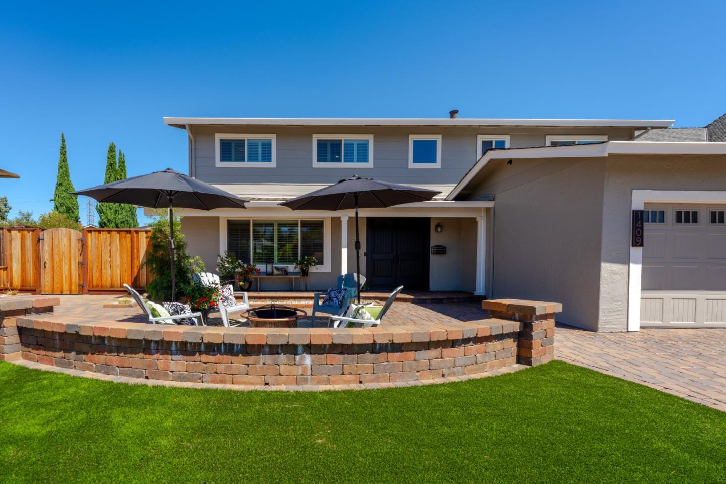 Neighborhood Neighborhood-4