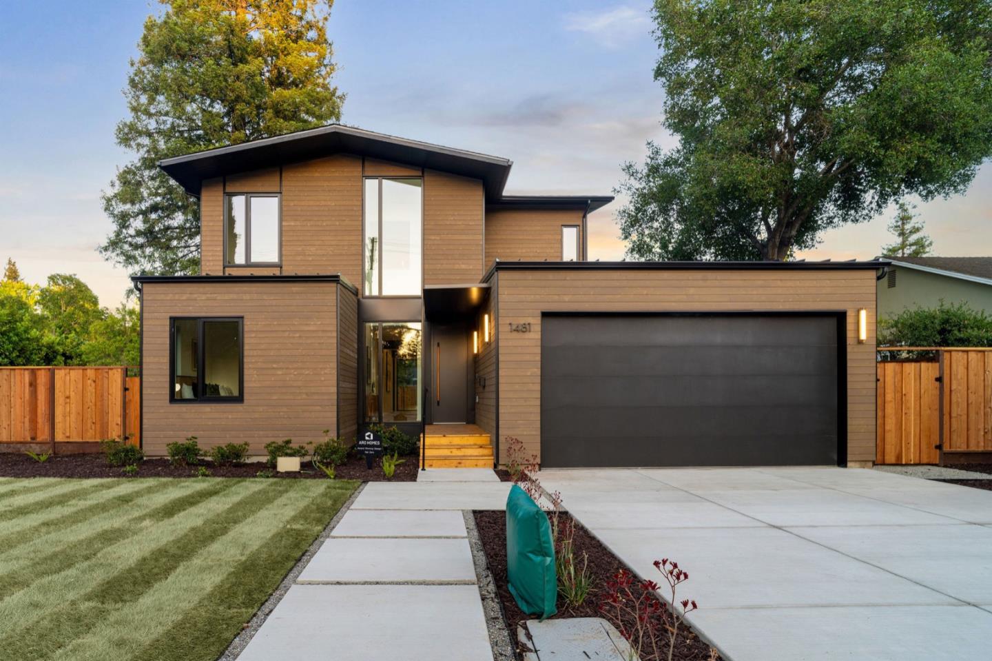 Neighborhood Neighborhood-9