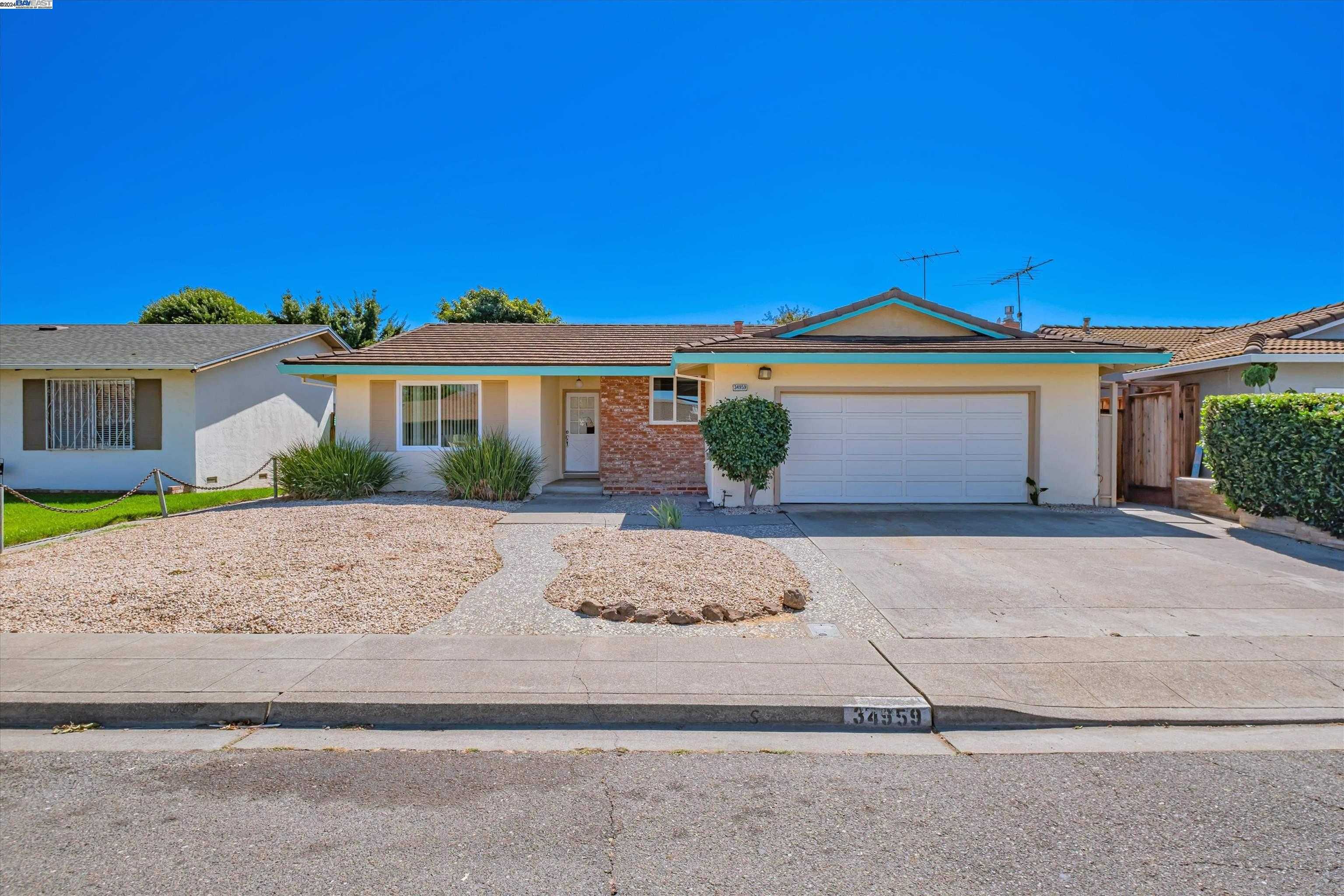 Neighborhood Neighborhood-5