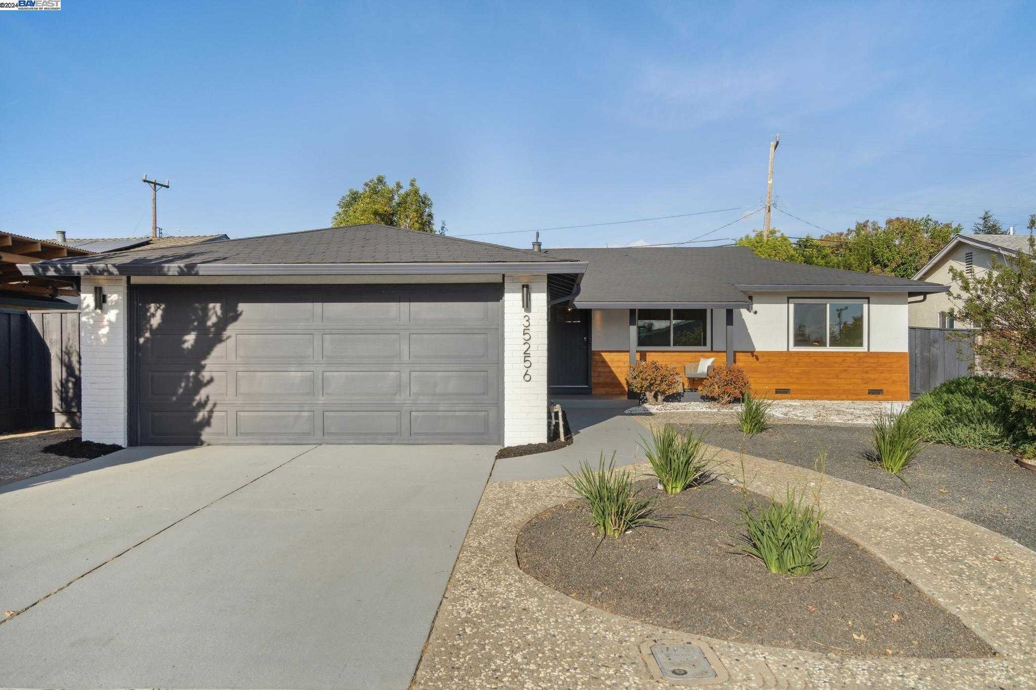 Neighborhood Neighborhood-26