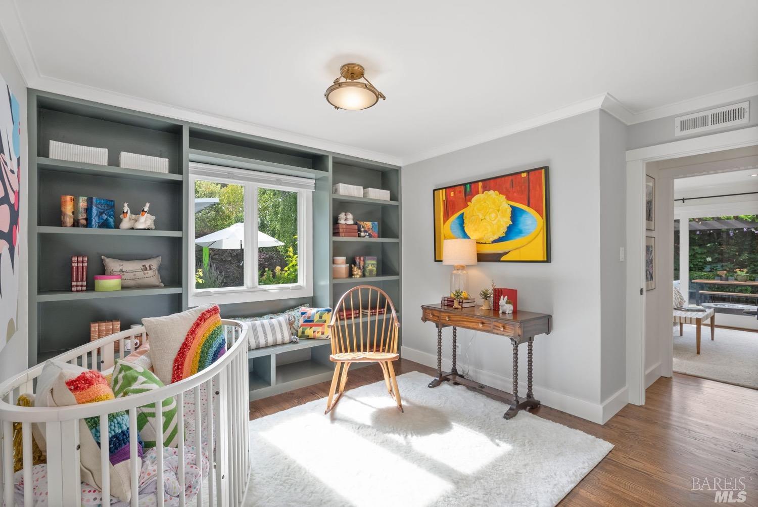 Neighborhood Neighborhood-35