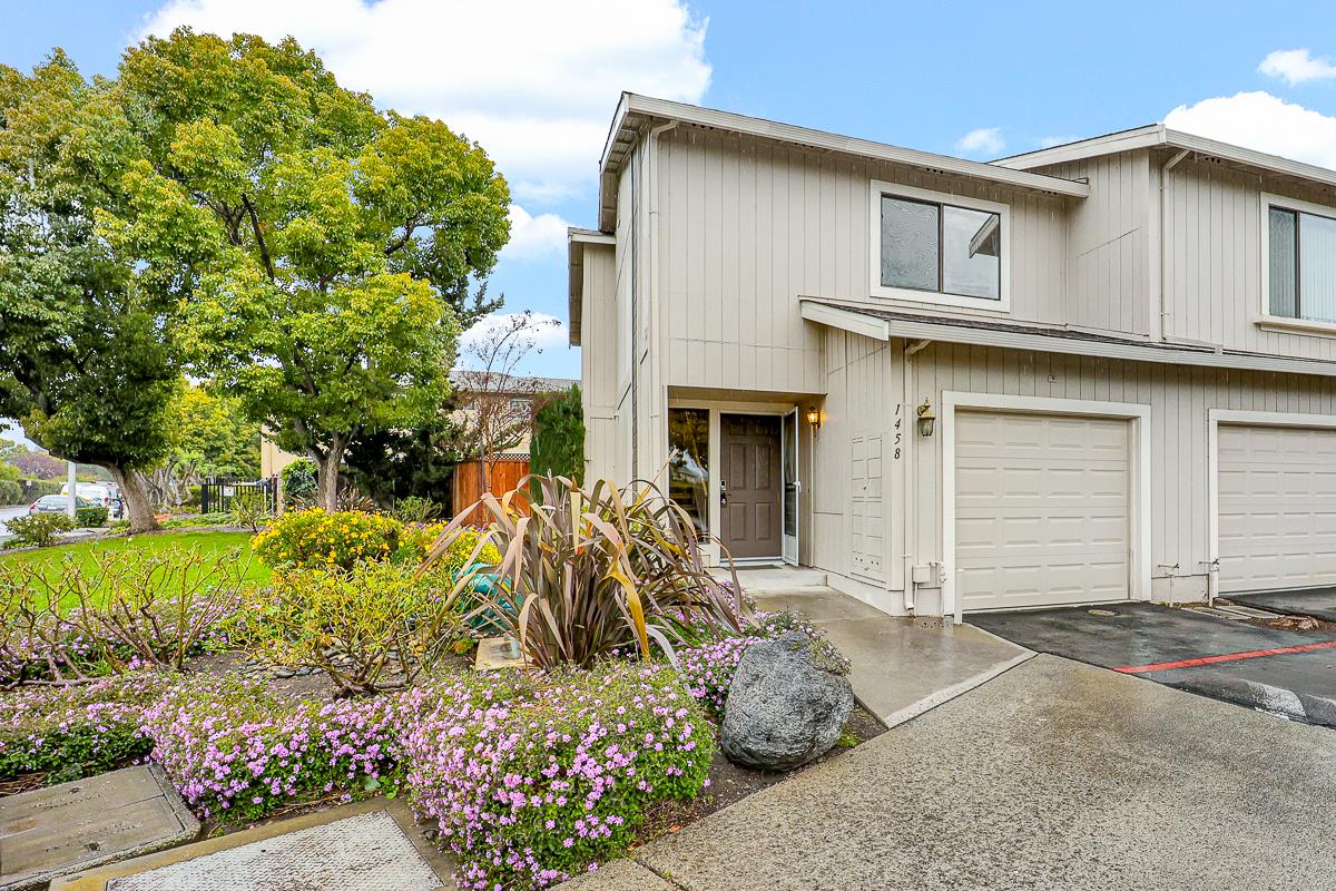 Neighborhood Neighborhood-6