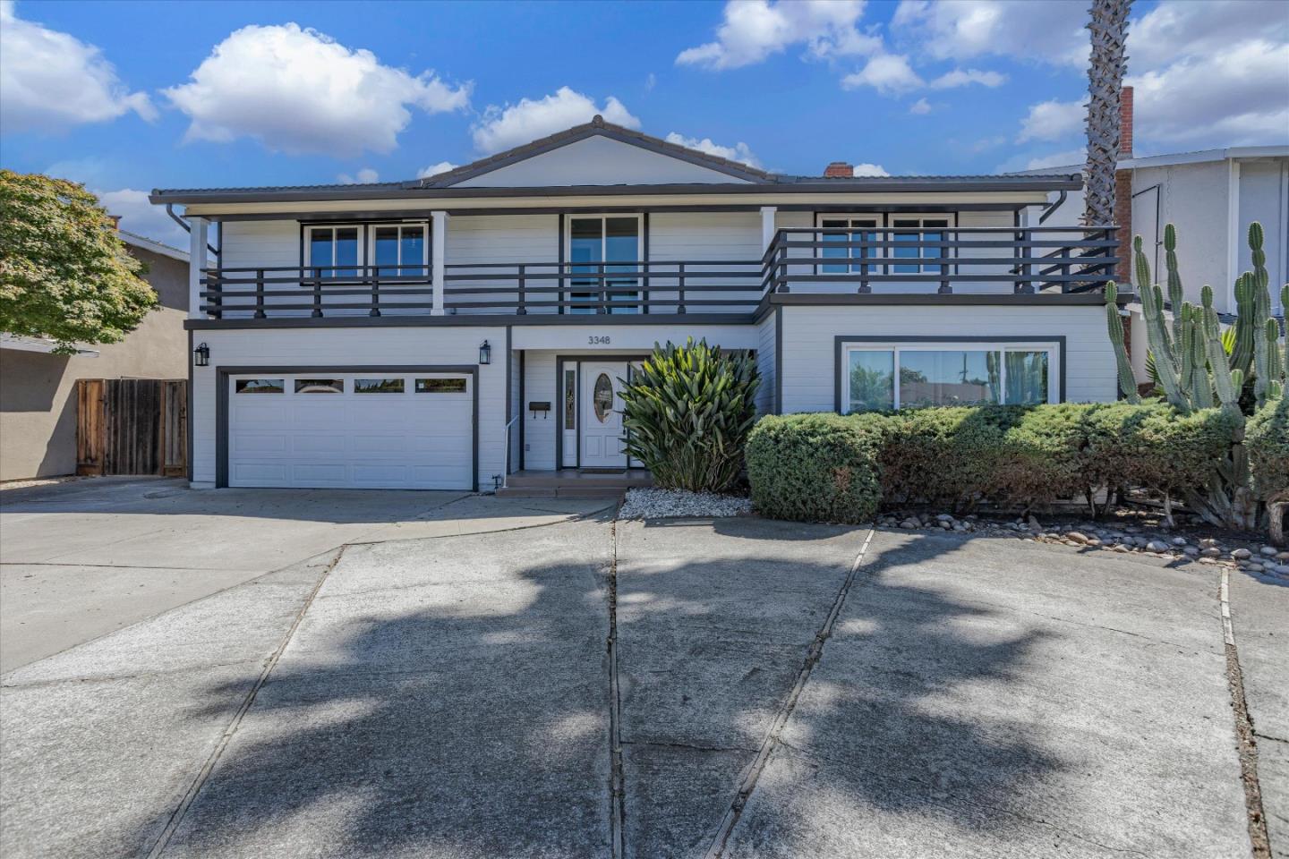 Neighborhood Neighborhood-16