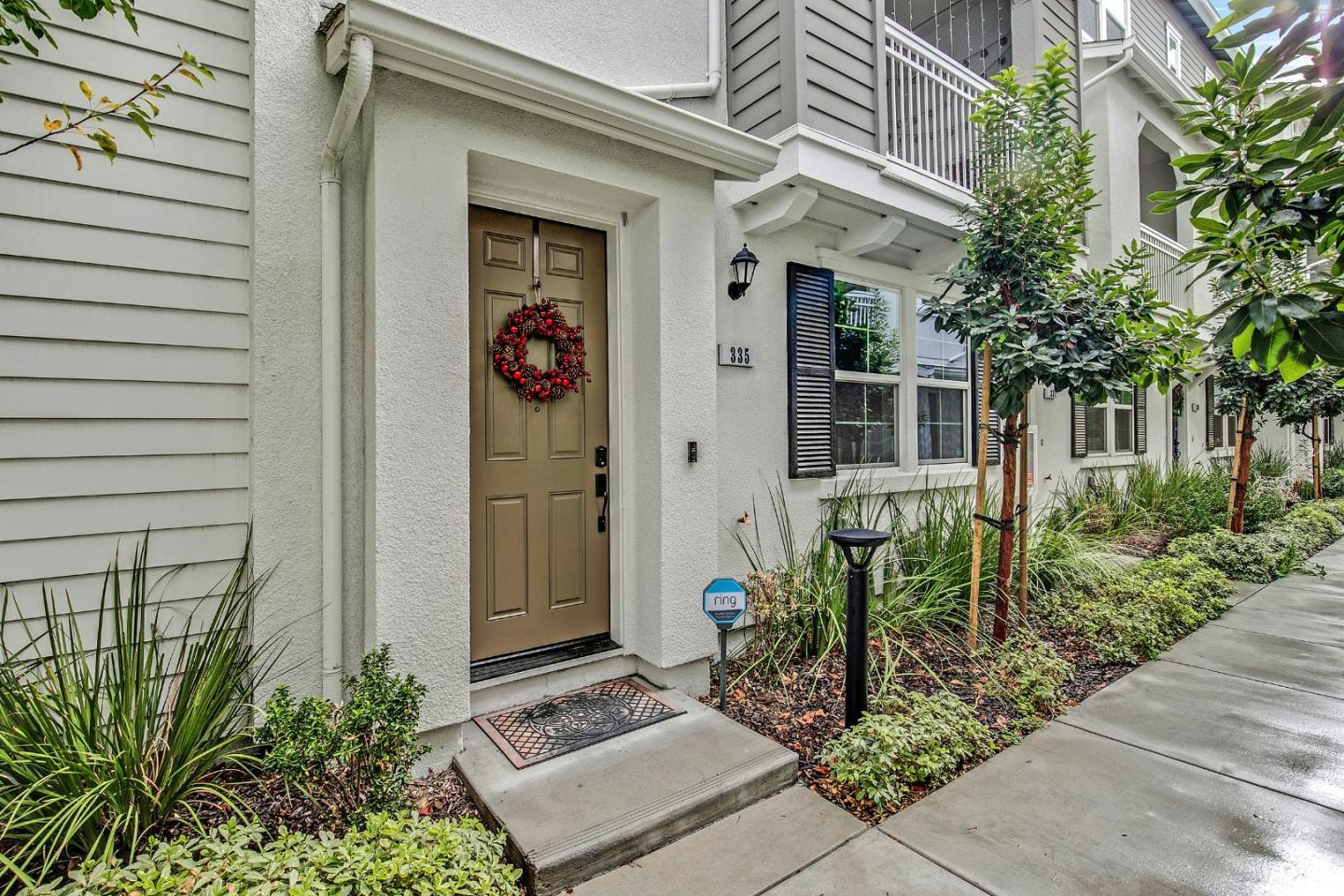 Neighborhood Neighborhood-78