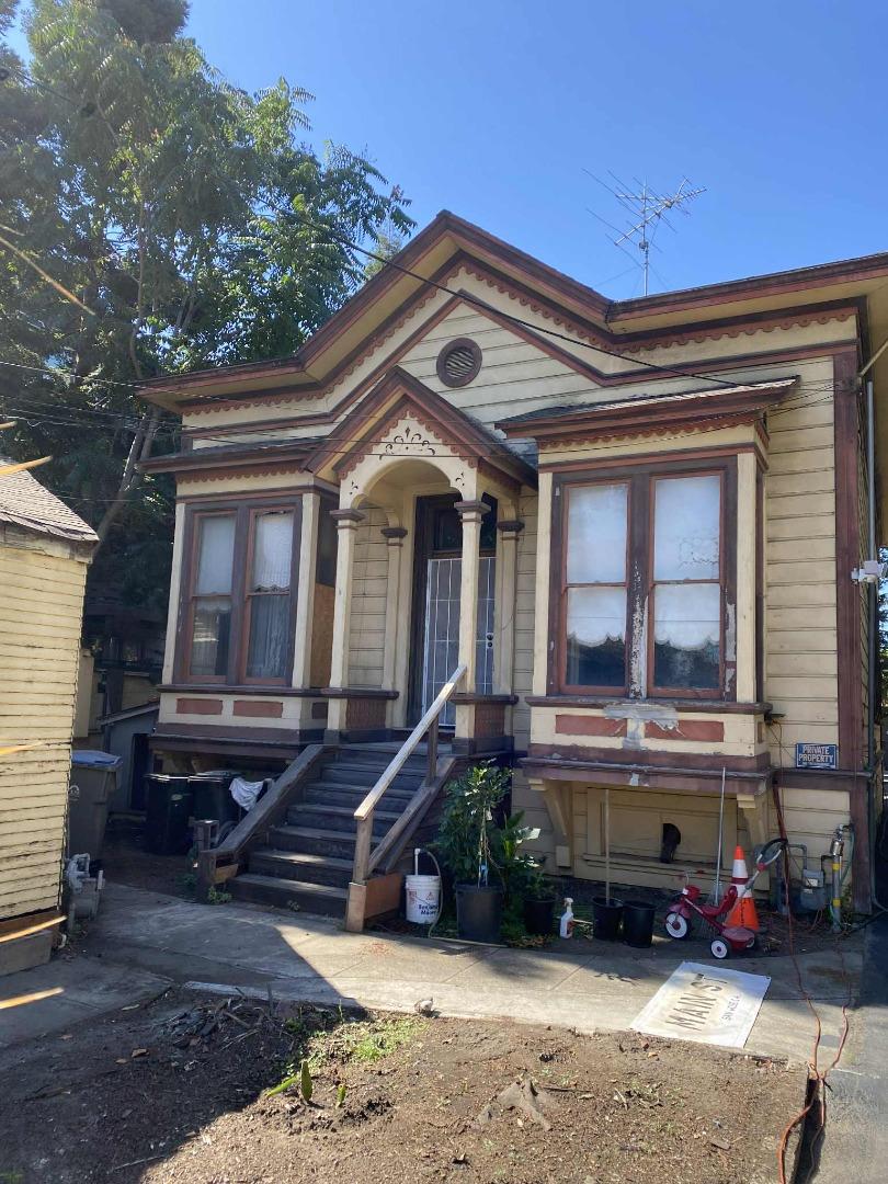 Neighborhood-7
