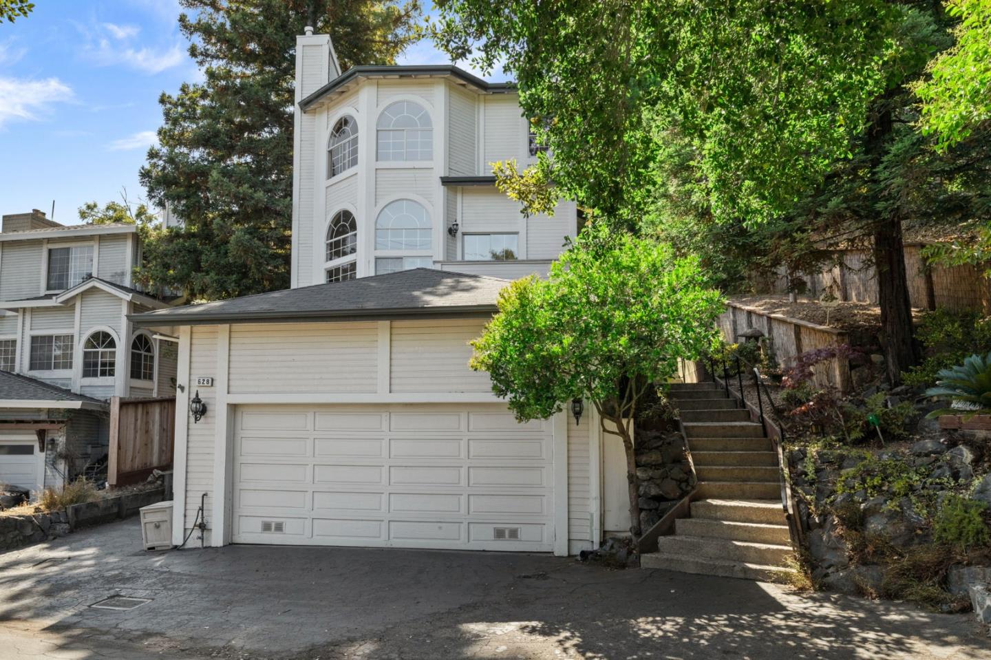 Neighborhood Neighborhood-63