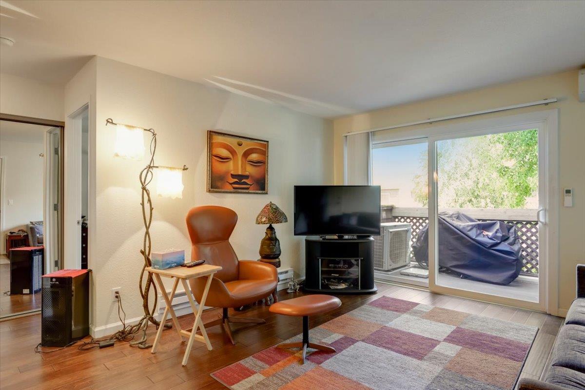 Neighborhood Neighborhood-43