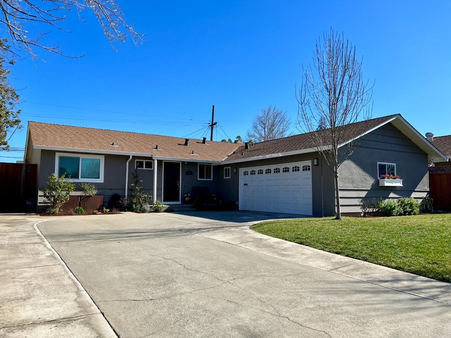 Neighborhood Neighborhood-18