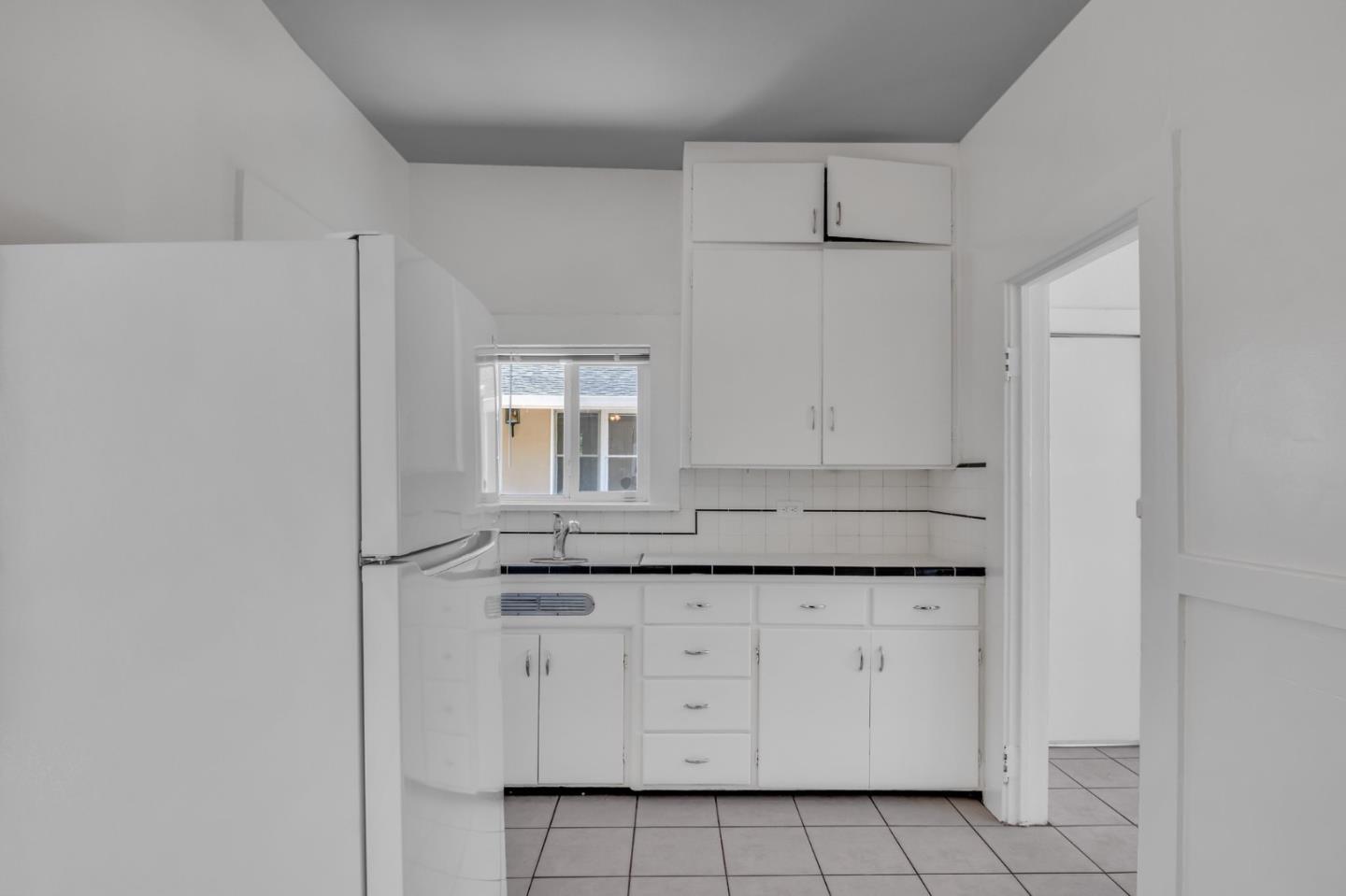 Neighborhood Neighborhood-28