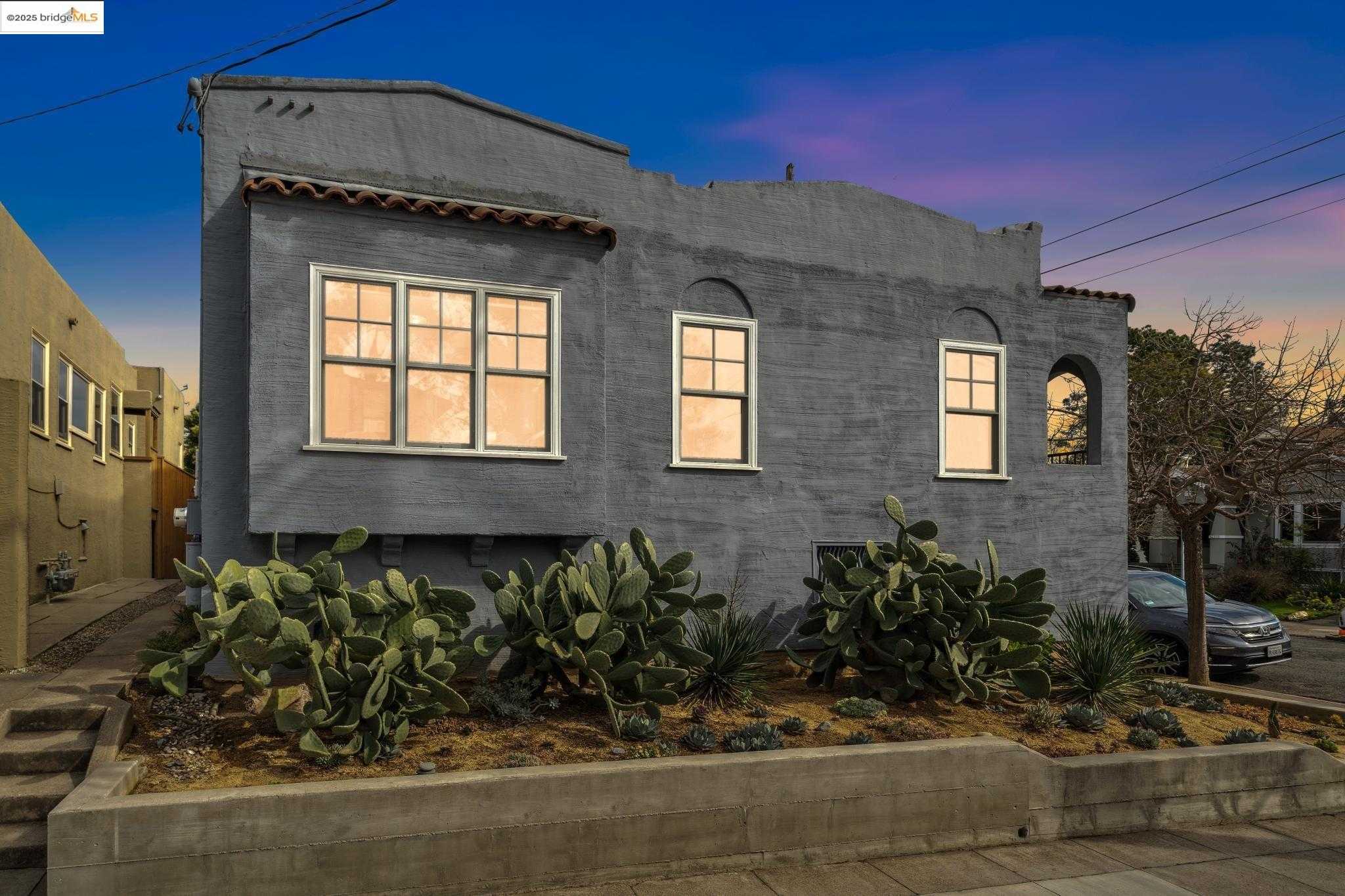 Neighborhood Neighborhood-15