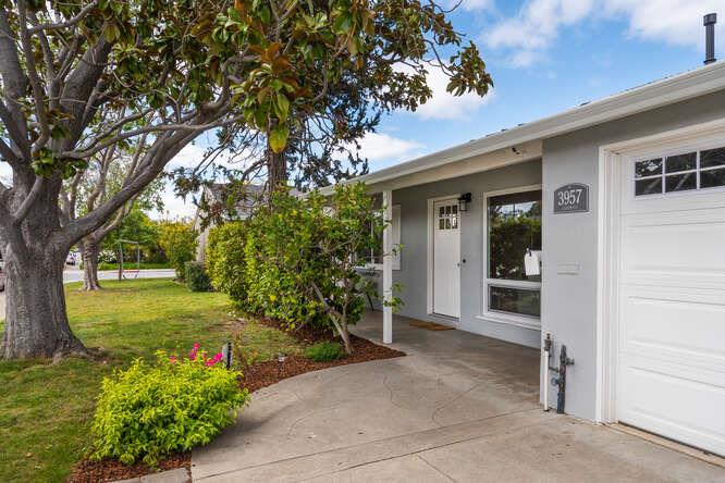 Neighborhood Neighborhood-91