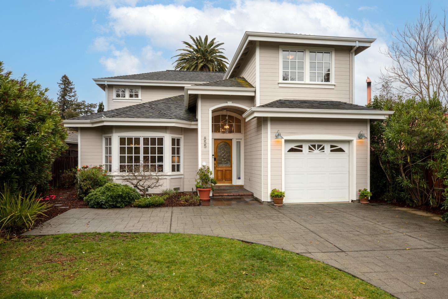 Neighborhood Neighborhood-75