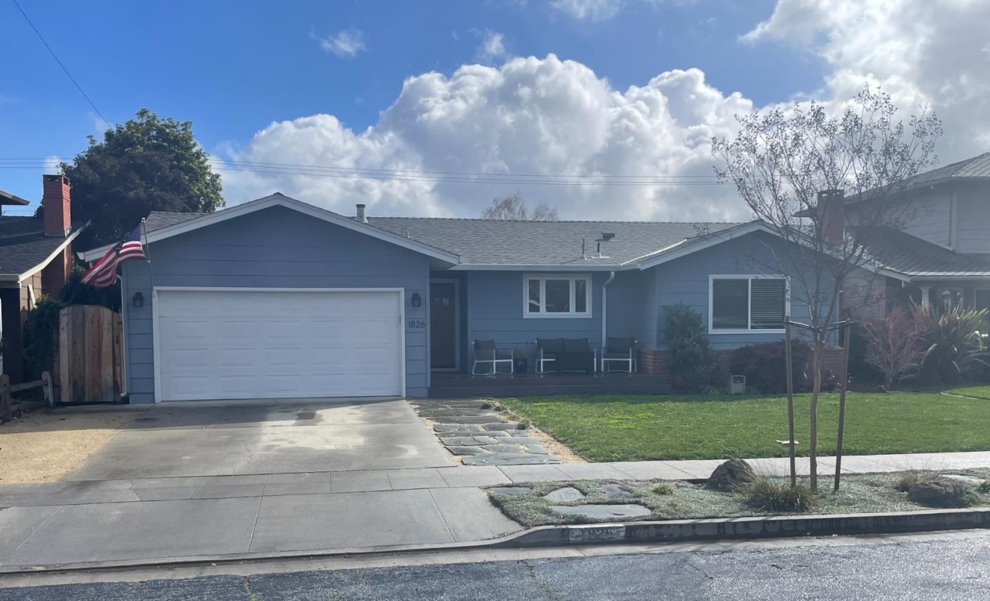 Neighborhood Neighborhood-32