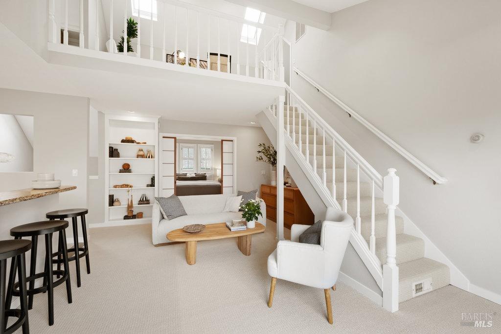 Neighborhood Neighborhood-3