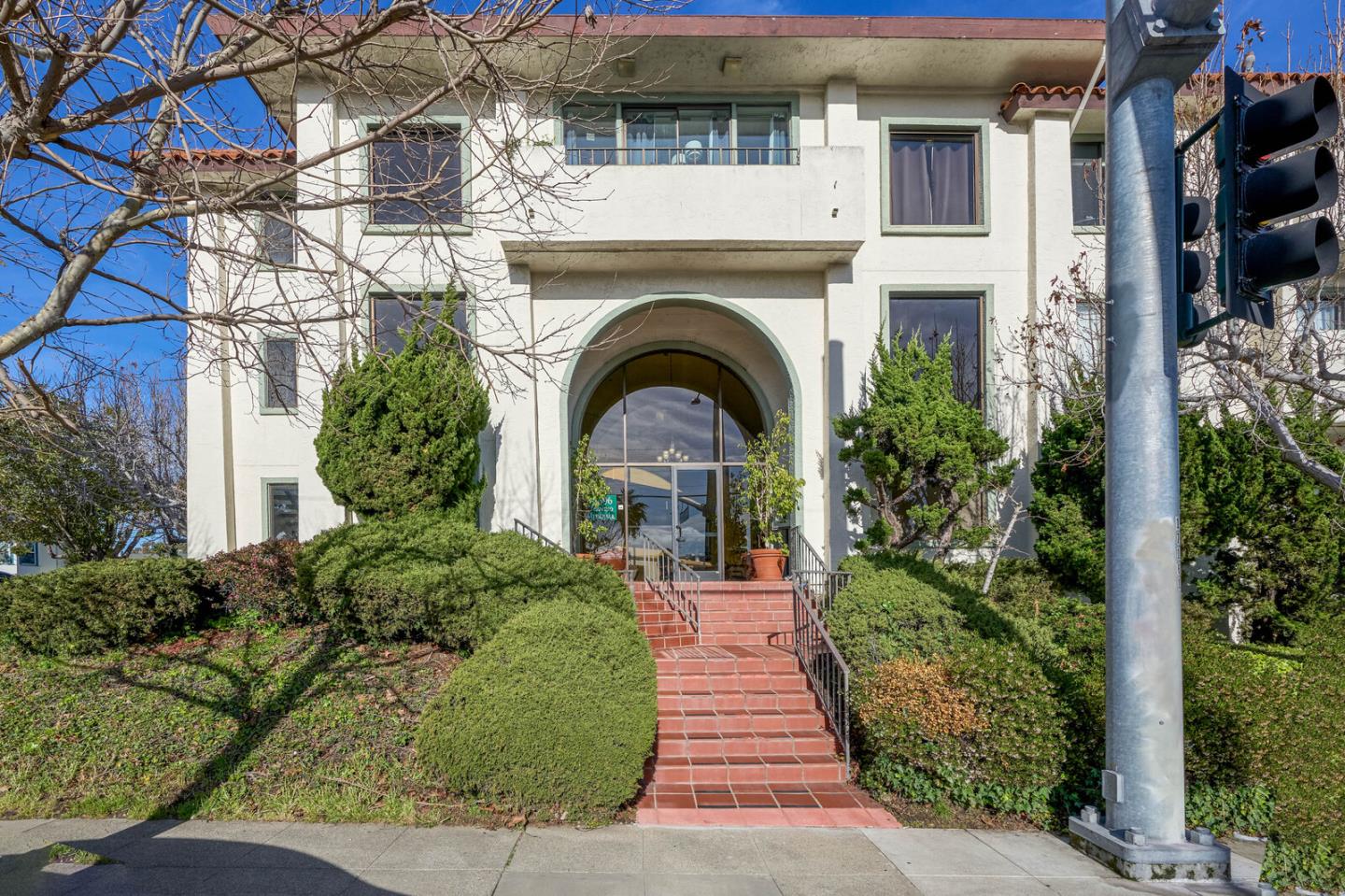 Neighborhood Neighborhood-3