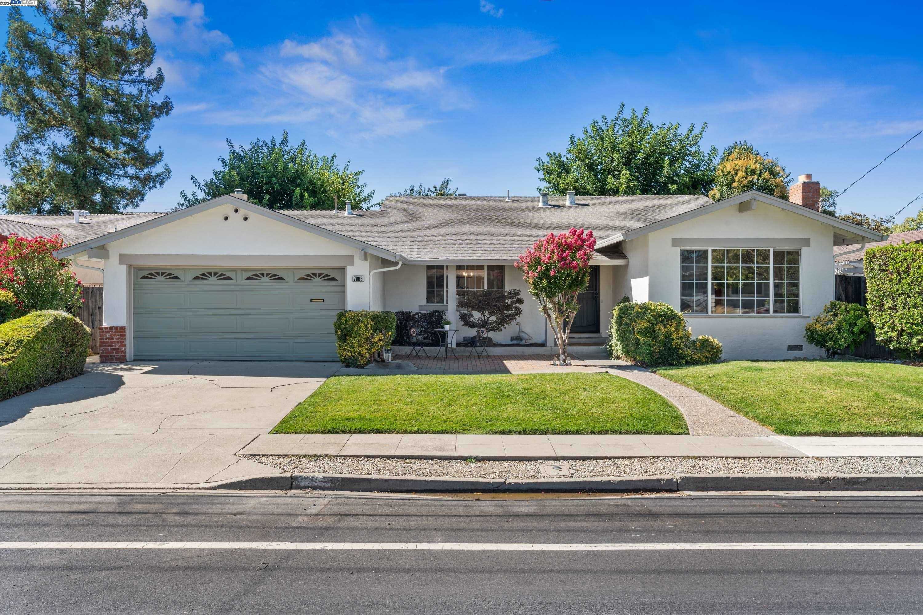 Neighborhood Neighborhood-9