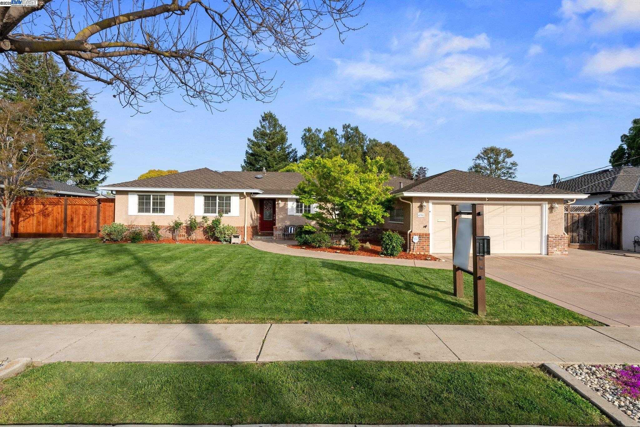 Neighborhood Neighborhood-24