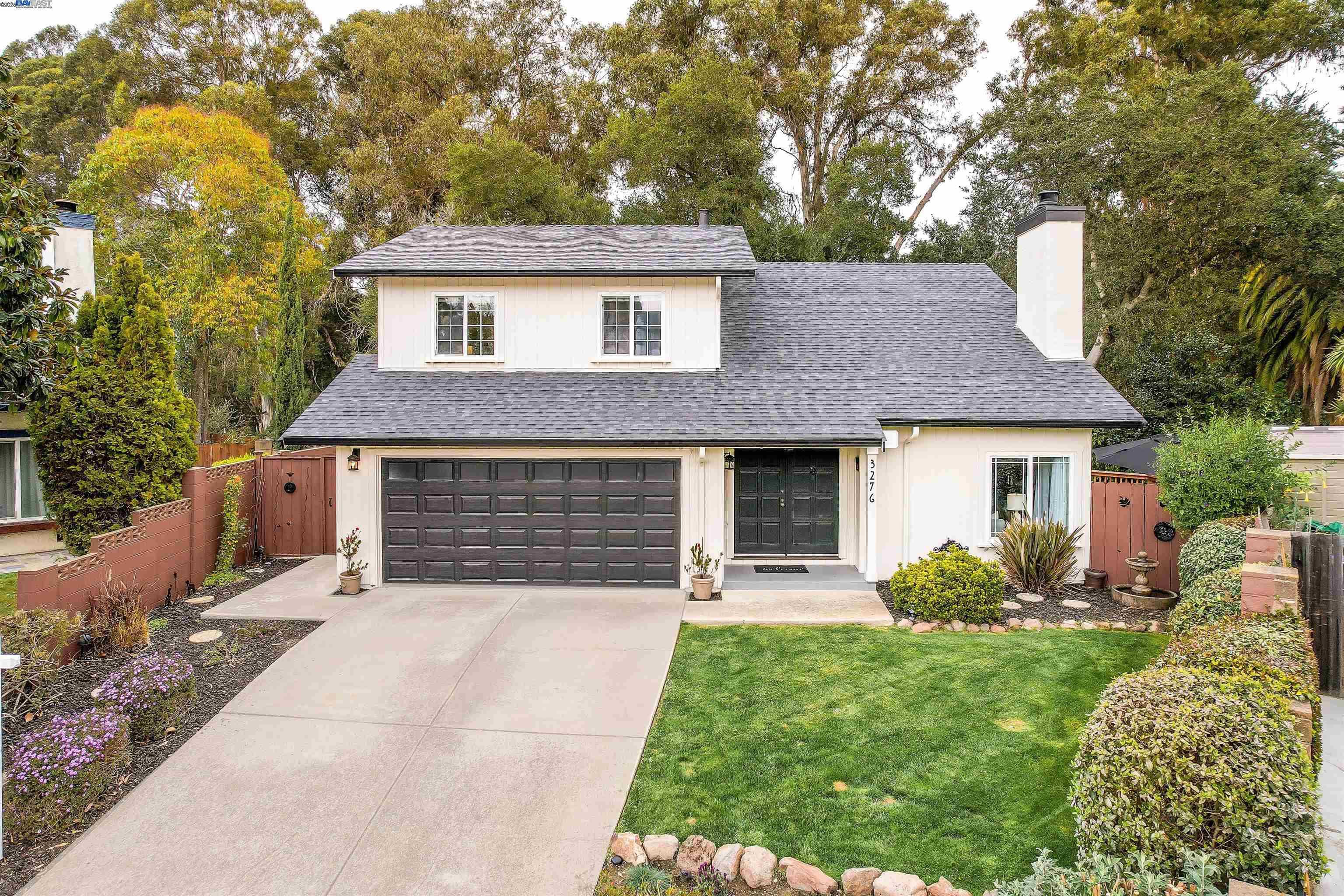 Neighborhood Neighborhood-38