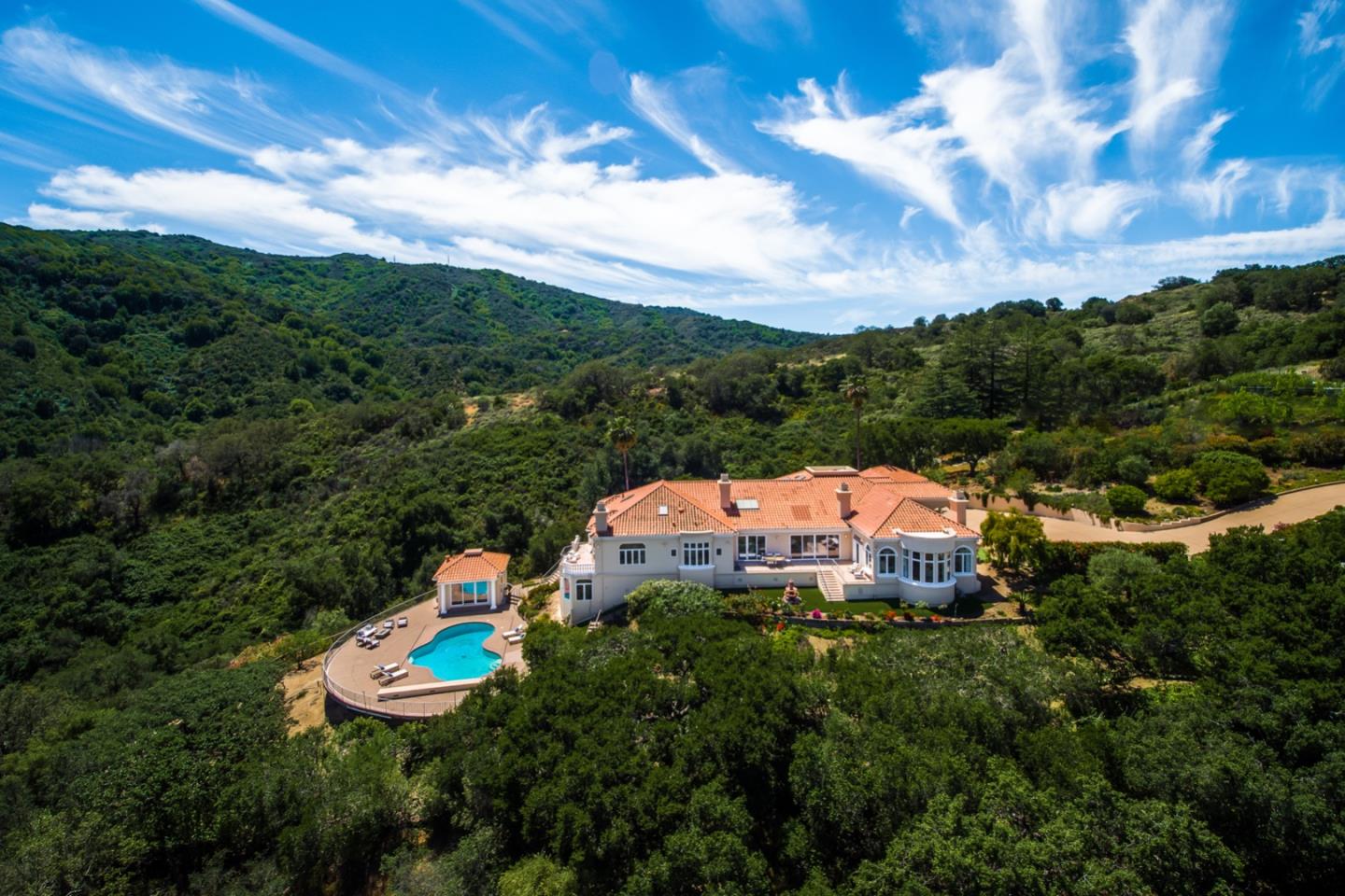 Neighborhood Neighborhood-135