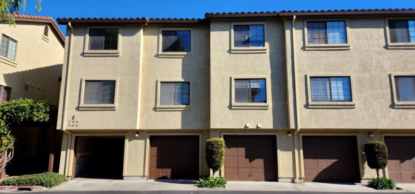 Neighborhood Neighborhood-27