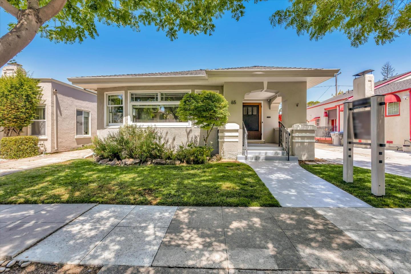 Neighborhood Neighborhood-49