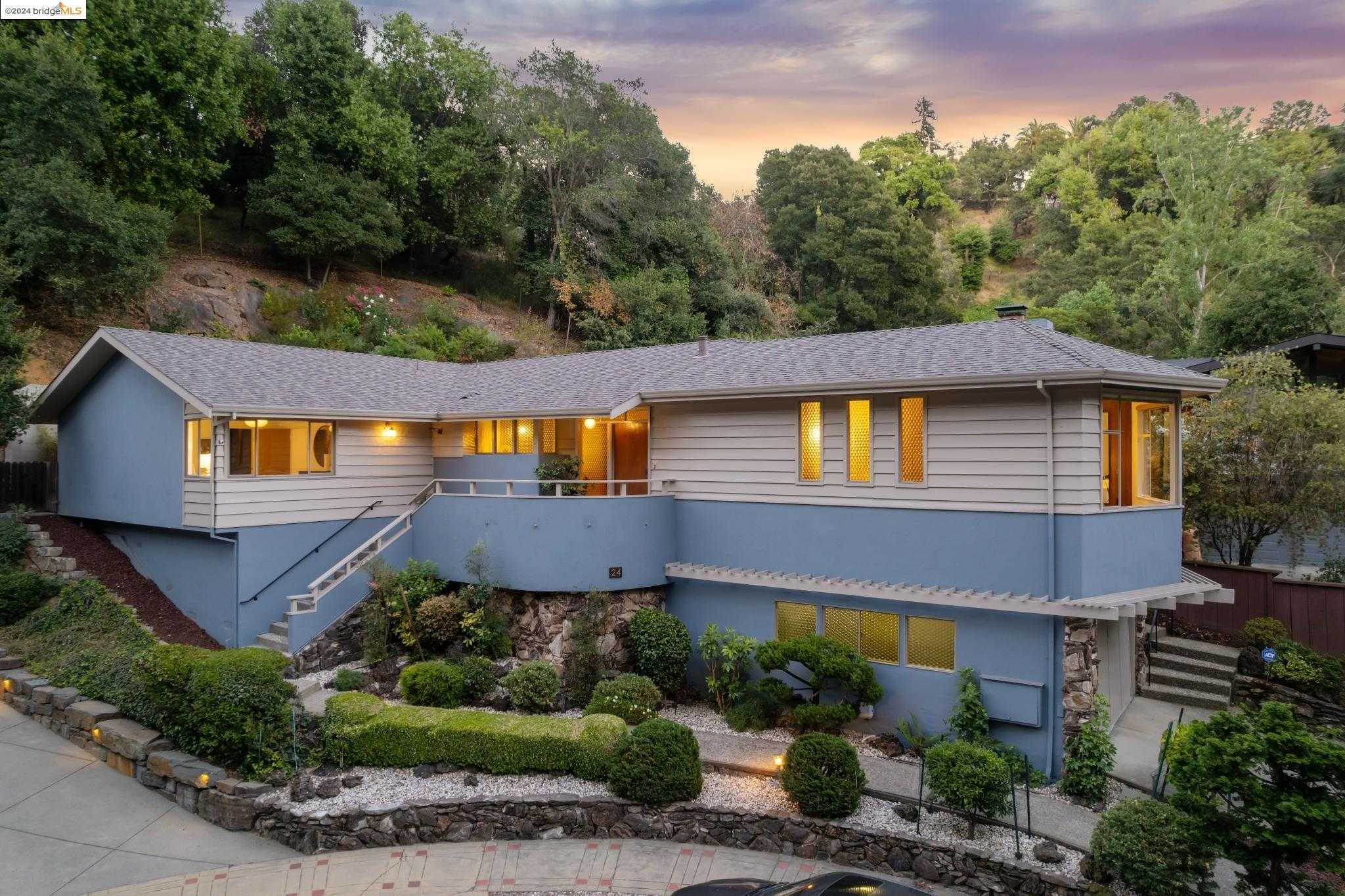 Neighborhood Neighborhood-27