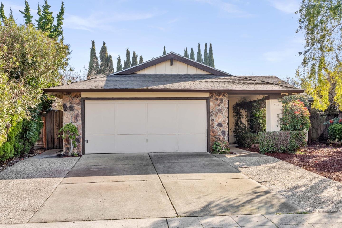 Neighborhood Neighborhood-65