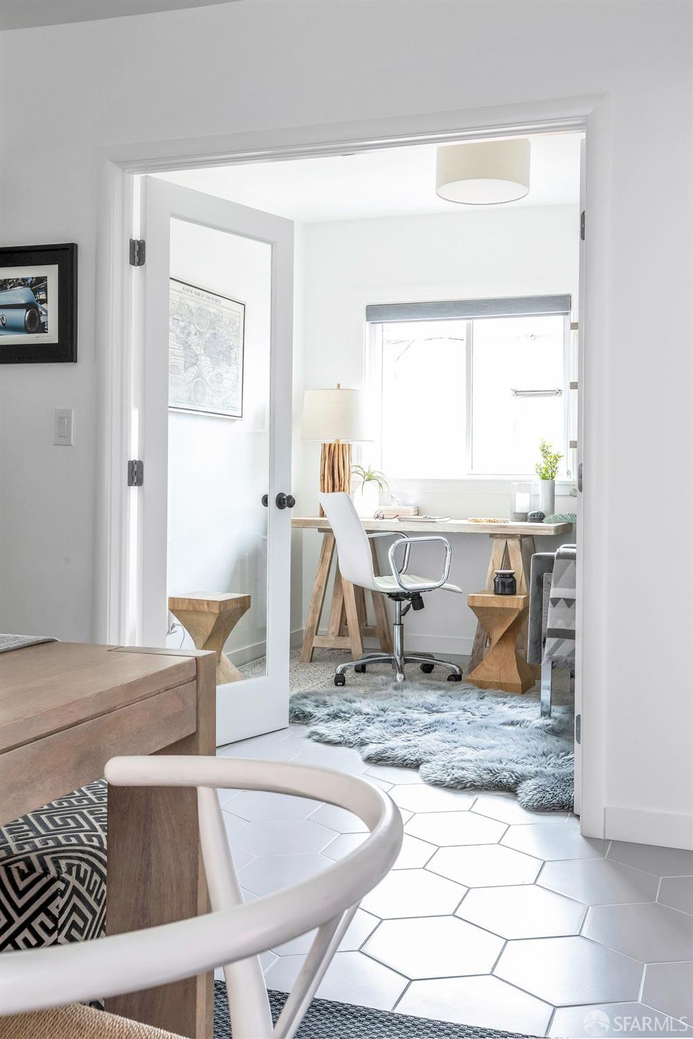 Neighborhood Neighborhood-20