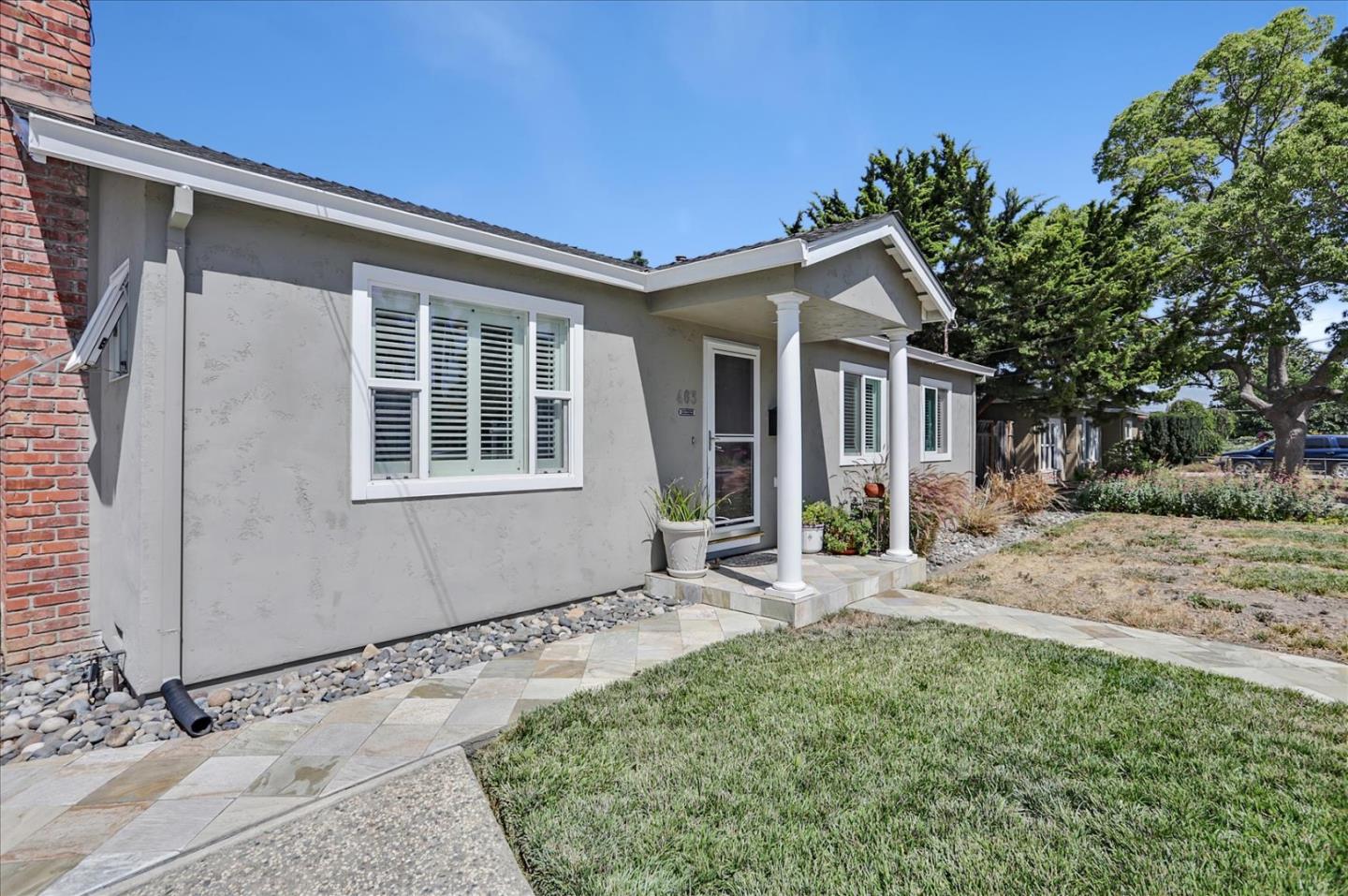 Neighborhood Neighborhood-39