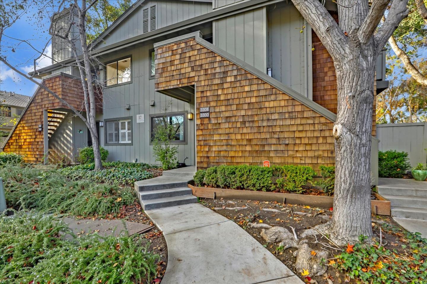 Neighborhood Neighborhood-23