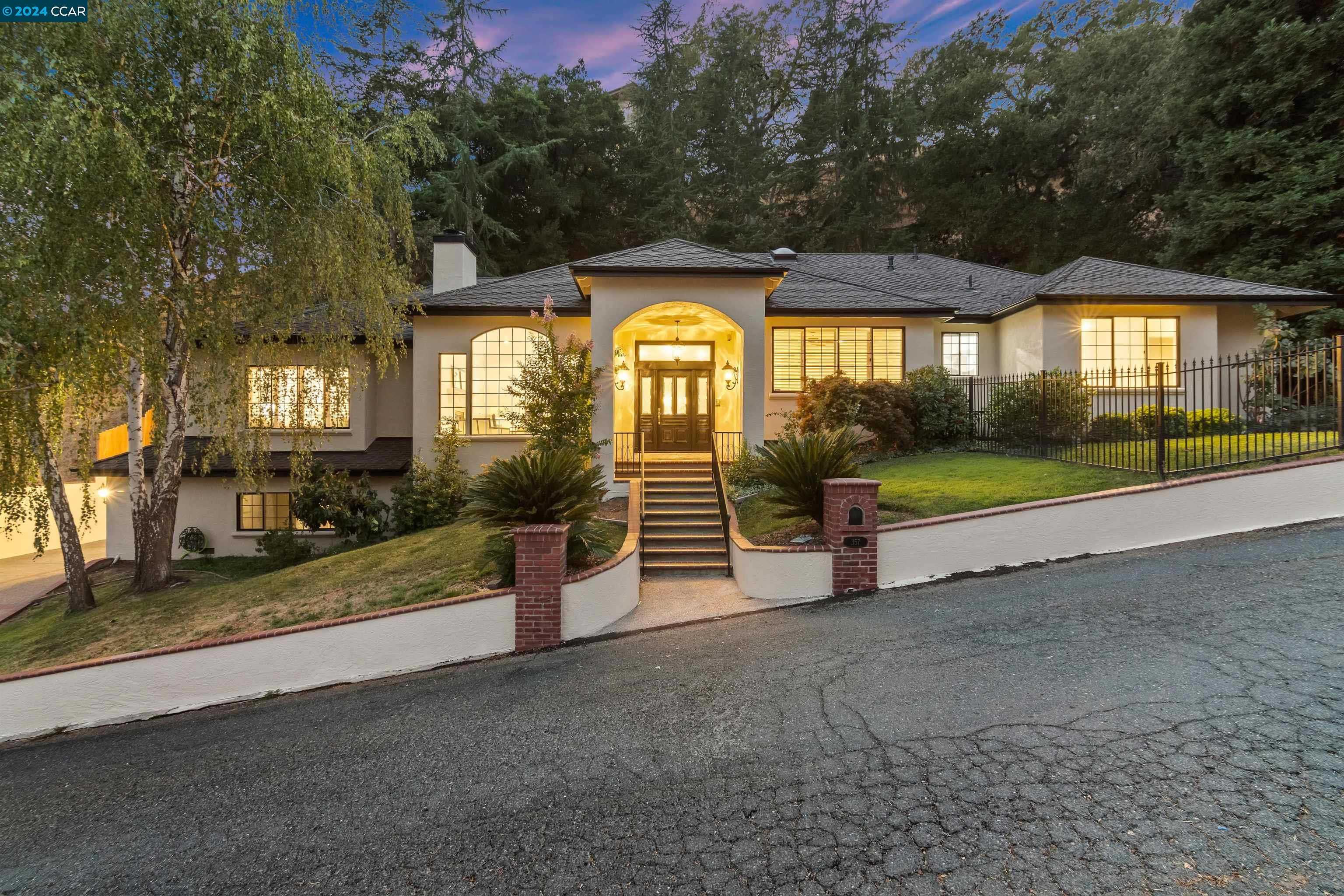 Neighborhood Neighborhood-15