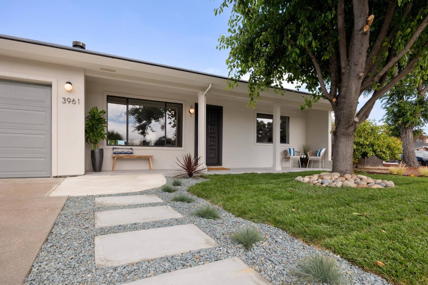 Neighborhood Neighborhood-28