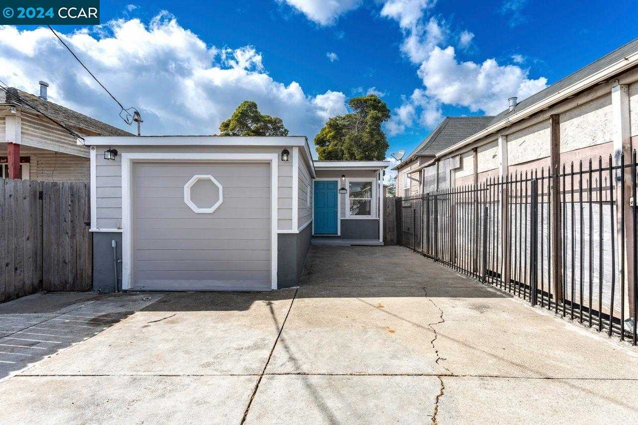 Neighborhood Neighborhood-6