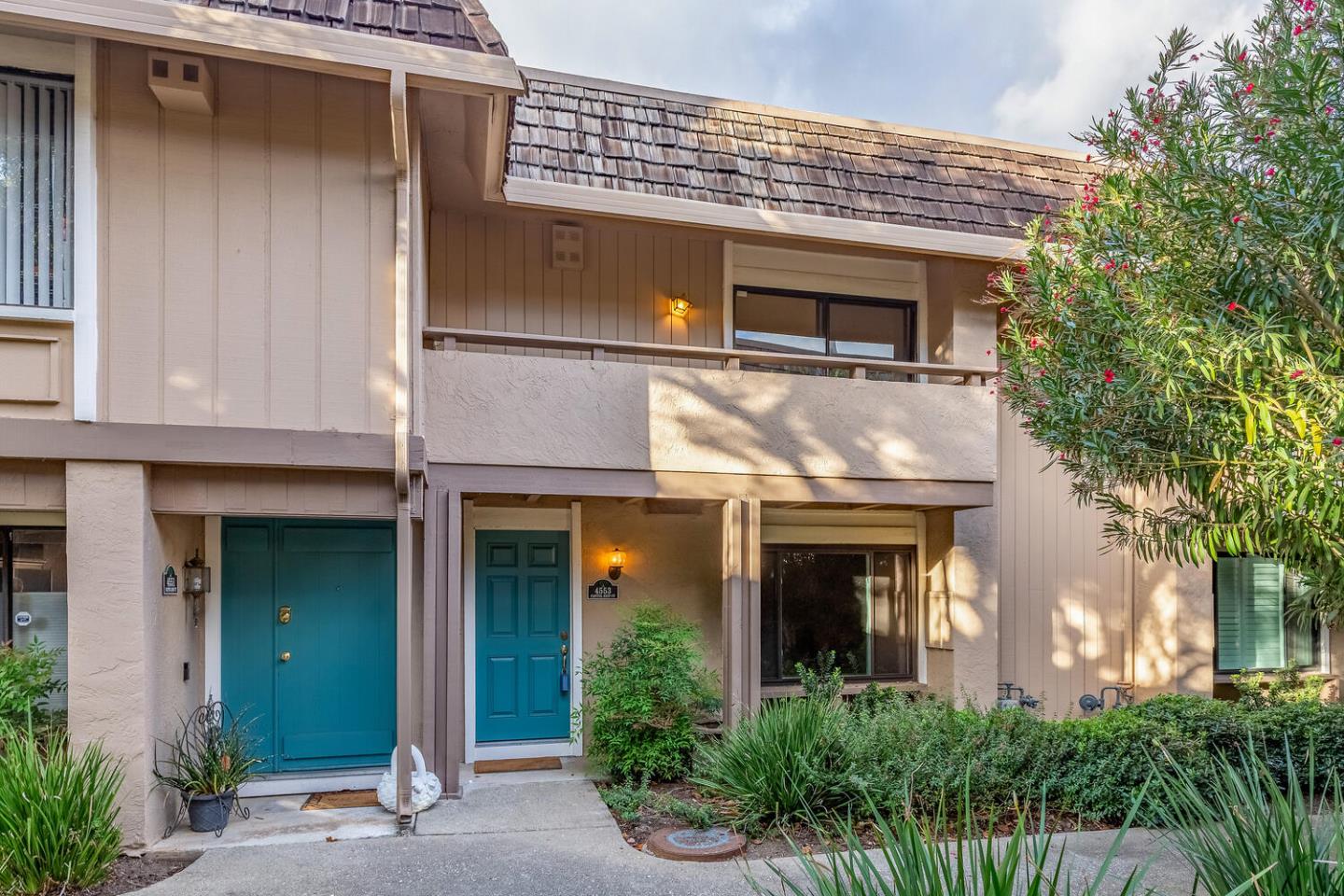 Neighborhood Neighborhood-3