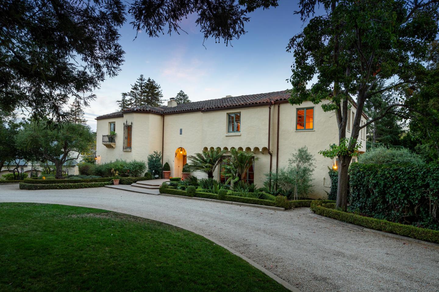 Neighborhood Neighborhood-1